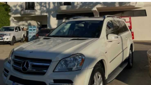 Mercedes ML luksoz me qira për evente